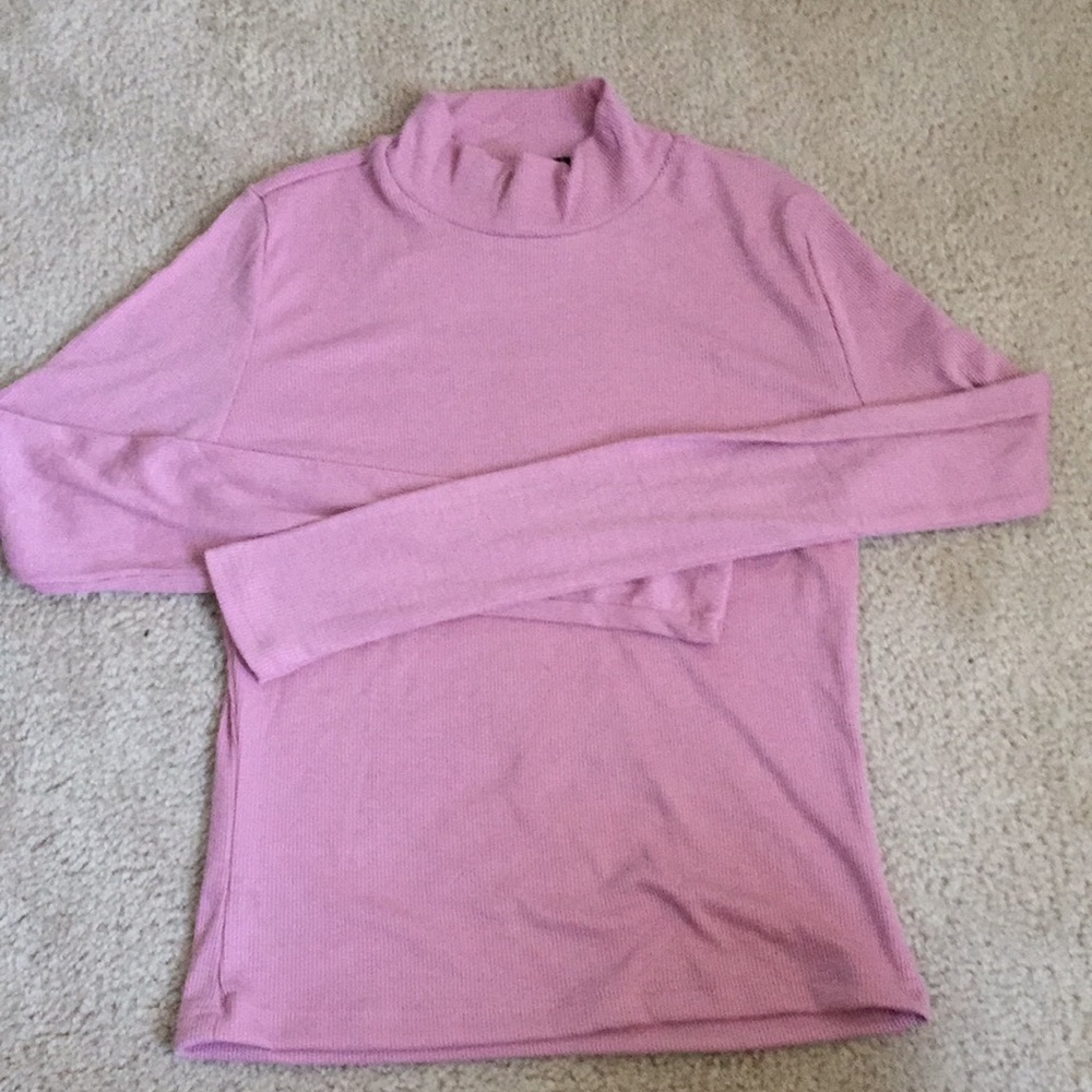 Turtle neck shirt